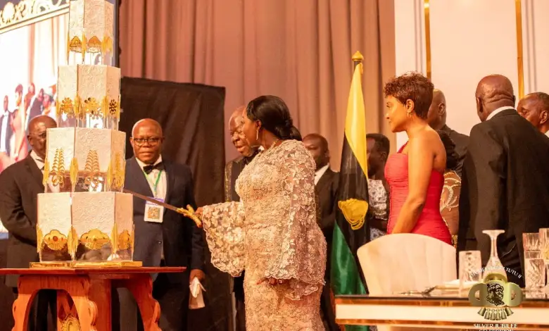 Asantehene Cuts Symbolic Four-tier Heptagon Cake At Birthday Party